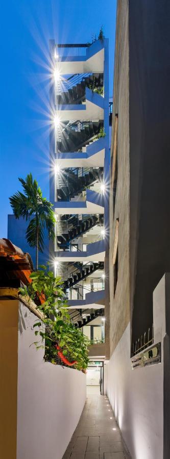 The Galaxy Home Doi Can Hotel And Apartment ハノイ市 エクステリア 写真