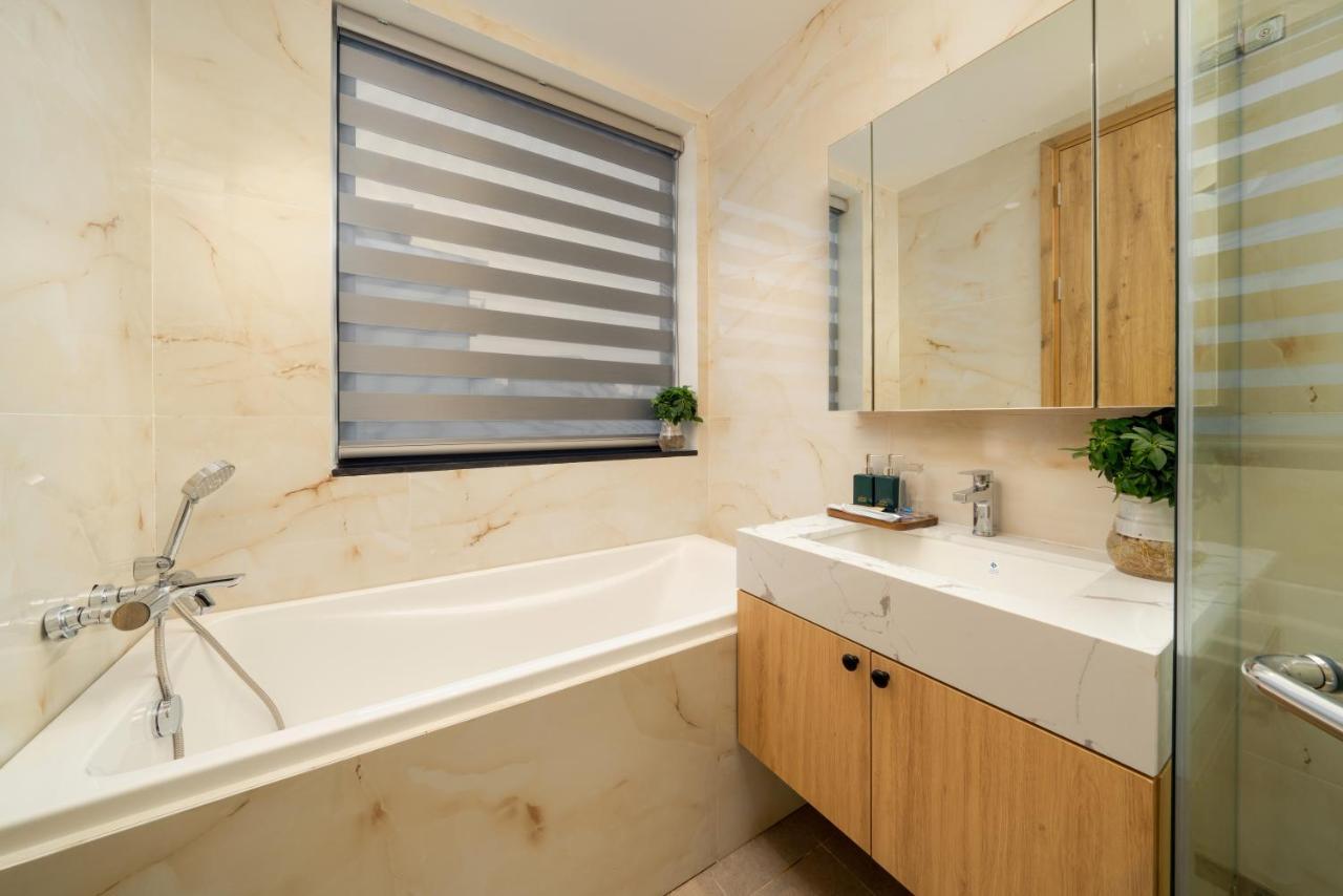 The Galaxy Home Doi Can Hotel And Apartment ハノイ市 エクステリア 写真